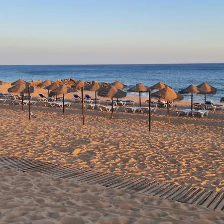 Oasis With 2 Bedrooms And Swimming Pool In Vilamoura Apartment