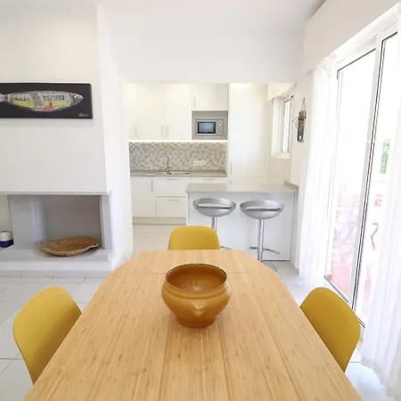 Oasis With 2 Bedrooms And Swimming Pool In Vilamoura Quarteira